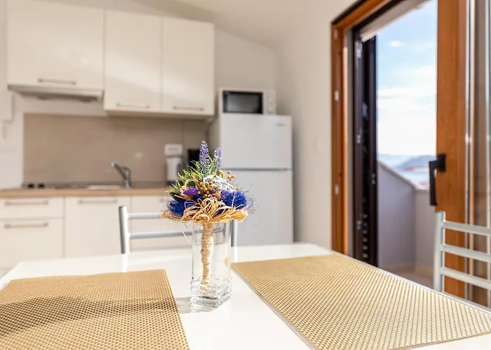 Apartments Crnekovic III