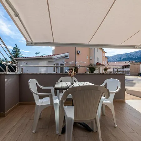 Apartments Crnekovic III Baska  Exterior photo