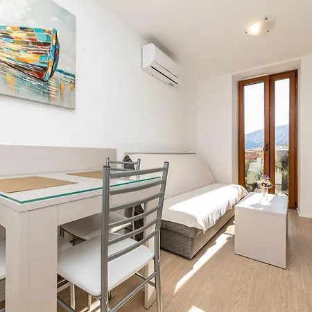 Apartments Crnekovic III Baska  Exterior photo