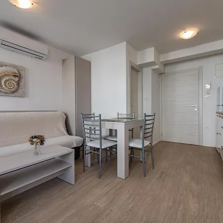 Apartments Crnekovic III Baska  Exterior photo
