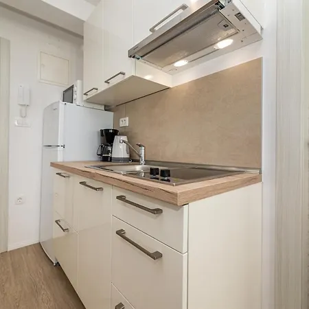 Apartments Crnekovic III Baska  Exterior photo
