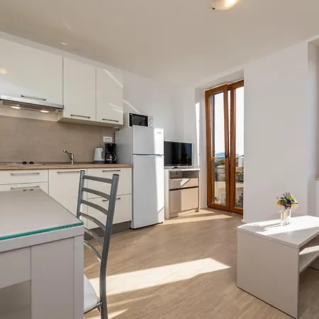 Apartments Crnekovic III Baska  Exterior photo