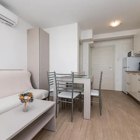 Apartments Crnekovic III Baska  Exterior photo