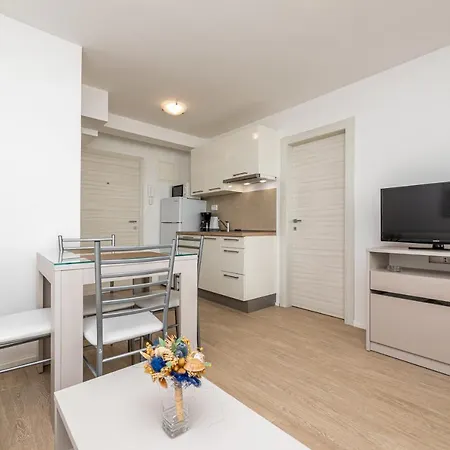 Apartments Crnekovic III Baska  Exterior photo